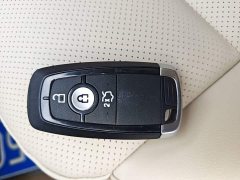 Ford Focus Sedan EcoBoost 180 Automatic Trend - ფოტო 9