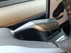 Tesla Model Y Long Range All-Wheel Drive - ფოტო 14