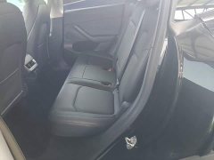 Tesla Model Y Long Range All-Wheel Drive - ფოტო 17