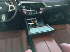 BMW 5 Series 530Li Luxury M Sport Package - ფოტო 14
