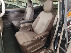 Volkswagen Viloran 330TSI Business Edition - ფოტო 17