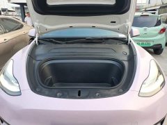 Tesla Model Y Rear-Wheel Drive - ფოტო 20