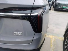 FAW Red Flag HS7 PHEV 2.0T PHEV AWD Flagship Edition 6-Seater - ფოტო 8