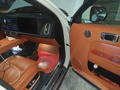 Li Auto L7 Pro - ფოტო 17