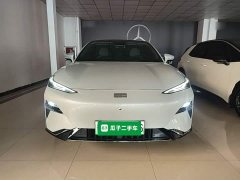 Geely Galaxy E8 550km Rear-Wheel Drive Longteng Edition - ფოტო 3