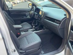 Mitsubishi Outlander 2.0L 2WD Comfort Edition 7-Seater - ფოტო 14