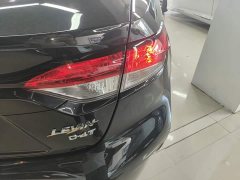 Toyota Corolla 1.8L CVT Luxury - ფოტო 8