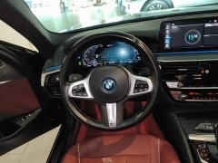 BMW 5 Series New Energy 2022 535Le M Sport Package - ფოტო 11