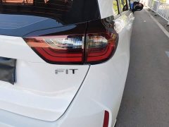 Honda Fit 1.5L CVT Trend Edition - ფოტო 8