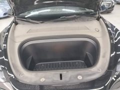 Tesla Model Y Rear-Wheel Drive - ფოტო 20