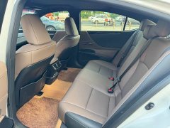 Lexus ES 2022 200 Excellence Edition - ფოტო 7
