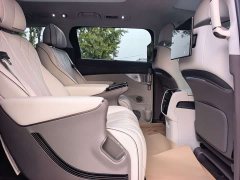 Denza D9 2022 DM-i 970 AWD Flagship - ფოტო 18