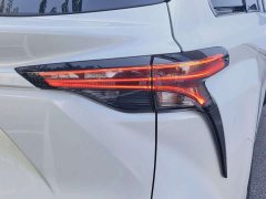 Toyota Sienna 2021 2.5L Hybrid Premium Edition - ფოტო 7