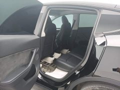 Tesla Model Y Rear-Wheel Drive - ფოტო 7