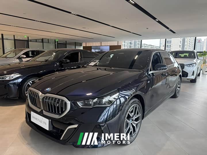BMW i5 2024 eDrive 35L Exclusive M Sports Package - ავტომობილი ჩინეთიდან