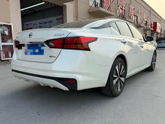 Nissan Teana 2.0L XL Comfort - ფოტო 9