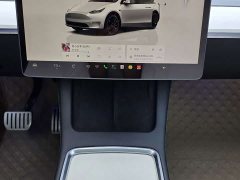Tesla Model Y Performance All-Wheel Drive - ფოტო 11