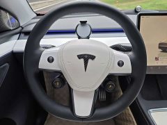 Tesla Model Y Performance All-Wheel Drive - ფოტო 12