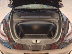 Tesla Model Y Rear-Wheel Drive - ფოტო 16