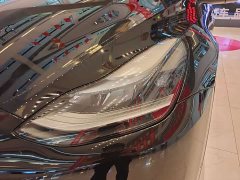 Tesla Model Y Rear-Wheel Drive - ფოტო 19