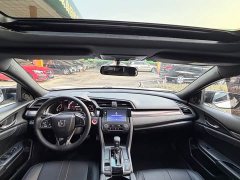 Honda Civic Hatchback 220 Turbo CVT Trendy Control - ფოტო 4