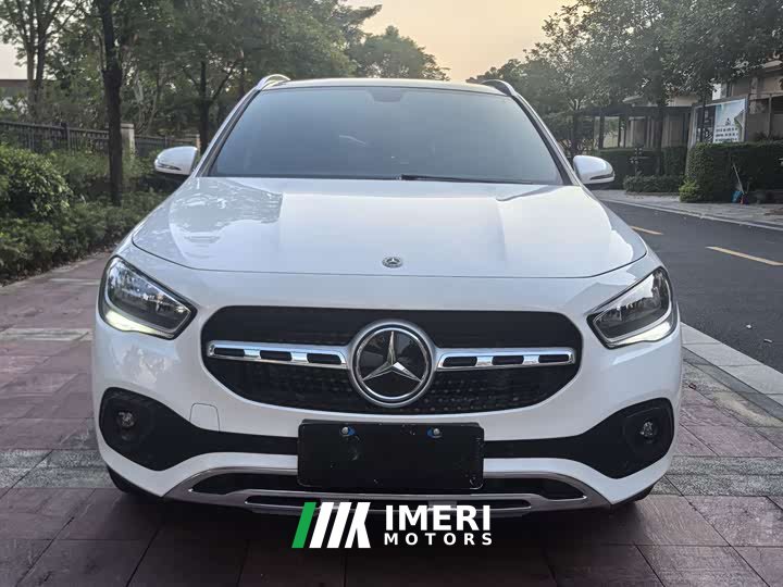 Mercedes-Benz GLA 2020 GLA 180 - ავტომობილი ჩინეთიდან