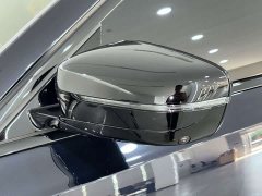 BMW 3 Series 330Li M Sport Night Edition Package - ფოტო 16