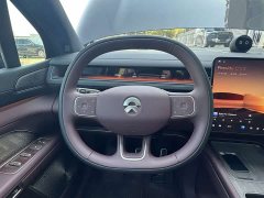 NIO ES8 Six-Seat Executive Signature Edition - ფოტო 13