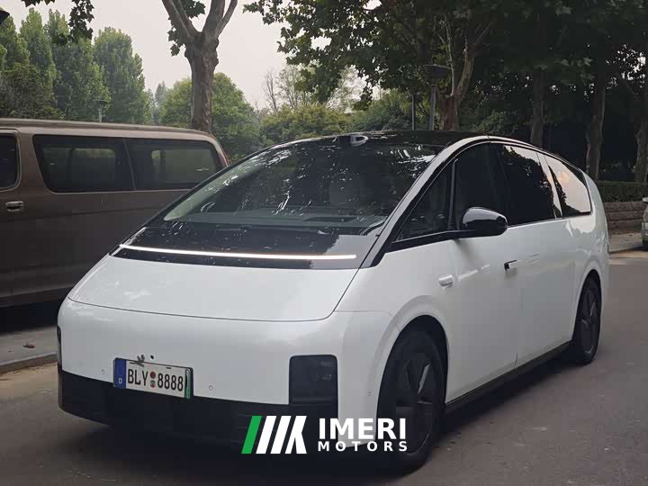 Li Auto MEGA Home Family Edition - ავტომობილი ჩინეთიდან