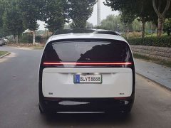 Li Auto MEGA Home Family Edition - ფოტო 14
