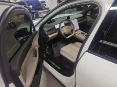 NIO ES8 75kWh Executive - ფოტო 12