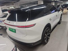 NIO ES8 75kWh Executive - ფოტო 5