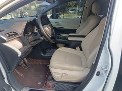 Toyota Sienna 2021 2.5L Hybrid Premium Edition - ფოტო 15
