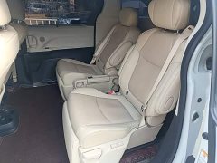 Toyota Sienna 2021 2.5L Hybrid Premium Edition - ფოტო 17