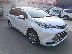 Toyota Sienna 2021 2.5L Hybrid Premium Edition - ფოტო 4