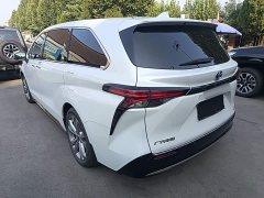 Toyota Sienna 2021 2.5L Hybrid Premium Edition - ფოტო 5