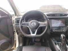 Nissan Qashqai 2.0L CVT XV Premium Luxury - ფოტო 11