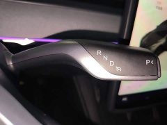Tesla Model Y Rear-Wheel Drive - ფოტო 14