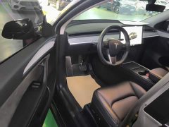 Tesla Model Y Rear-Wheel Drive - ფოტო 16