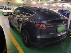 Tesla Model Y Rear-Wheel Drive - ფოტო 5