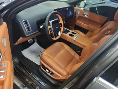 Li Auto L8 Max - ფოტო 16