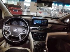 Buick GL8 Land Business Class Smart Edition - ფოტო 10