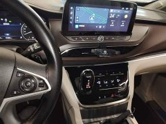 Buick GL8 Land Business Class Smart Edition - ფოტო 13