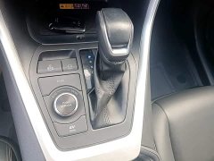 Toyota RAV4 2.5L E-CVTAWDPlus Edition - ფოტო 14