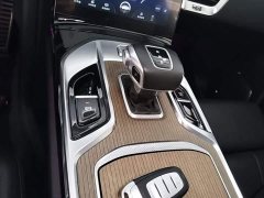 FAW Red Flag E-HS9 2022 690km Range Flagship Edition Six-Seater - ფოტო 14