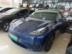 Tesla Model Y Rear-Wheel Drive - ფოტო 1