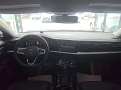 Volkswagen Passat Outstanding Edition 330TSI Elite - ფოტო 10