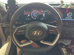 Hyundai Elantra 2022 1.5L CVT Luxury - ფოტო 11