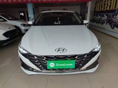 Hyundai Elantra 2022 1.5L CVT Luxury - ფოტო 3