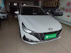 Hyundai Elantra 2022 1.5L CVT Luxury - ფოტო 4